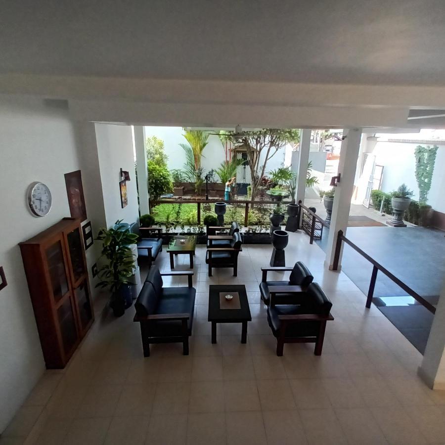 Blue Eyes Inn Unawatuna Ngoại thất bức ảnh