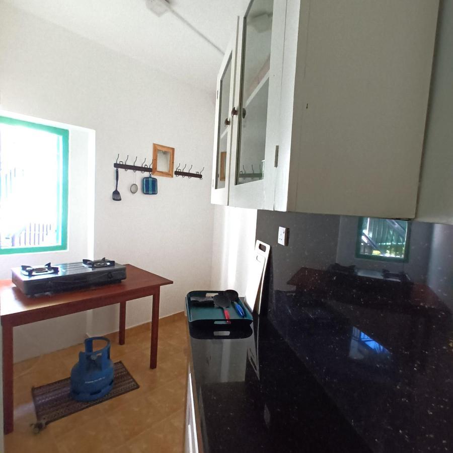 Blue Eyes Inn Unawatuna Ngoại thất bức ảnh